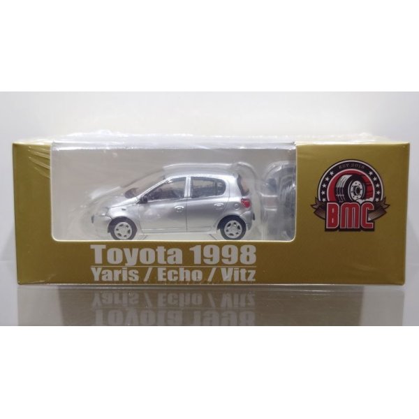 画像1: BM Creations 1/64 Toyota 1998 Vitz/Echo 5 Door Silver RHD (1)