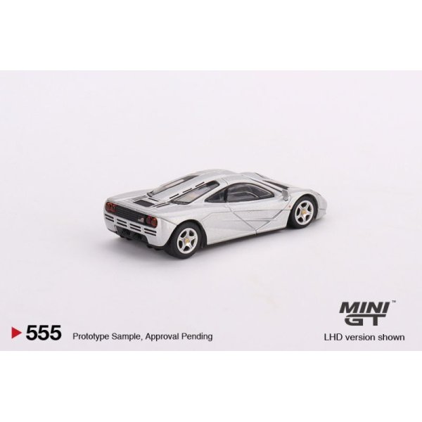 画像2: MINI GT 1/64 McLaren F1 Magnesium Silver (2)