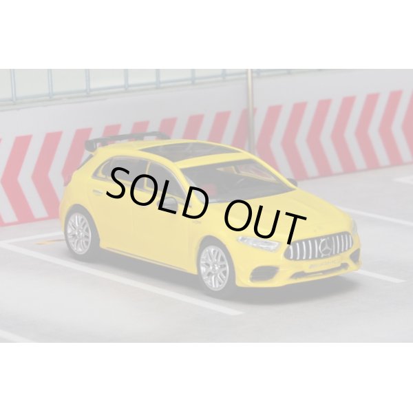 画像1: KILOWORKS 1/64 Mercedes AMG A45 S Yellow (1)