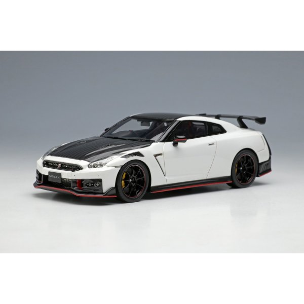 画像2: EIDOLON COLLECTION 1/43 NISSAN GT-R NISMO Special edition 2024 Brilliant White Pearl (2)