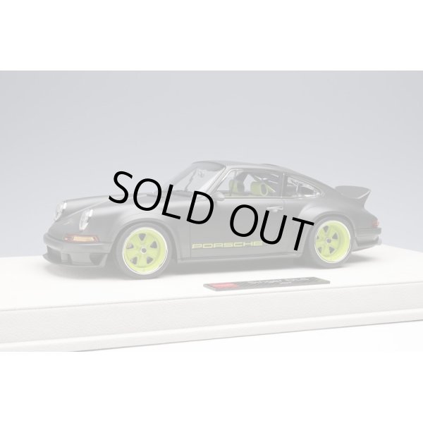 画像1: EIDOLON 1/18 Singer 911 DLS 2022 Matte Visible Carbon (Light Green Wheel) Limited 80 pcs. (1)