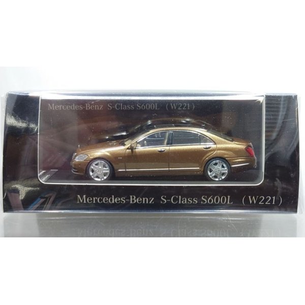 画像1: MOTORHELIX 1:64 Mercedes Benz S Class S600L W221 Brown/Beige Interior (1)