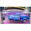 画像2: JOHNNY LIGHTNING 1/64 1950 Chevy 3100 Pickup Lowrider Blue with Lowrider Enthusiast Figure (2)