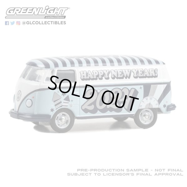 画像1: GREEN LiGHT EXCLUSIVE 1/64 Volkswagen Type 2 Panel Van - New Year 2024 (1)