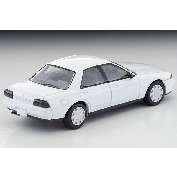 画像2: TOMYTEC 1/64 Limited Vintage Neo Nissan Skyline 4-Door Sports Sedan GXi Type X (White) '92 (2)