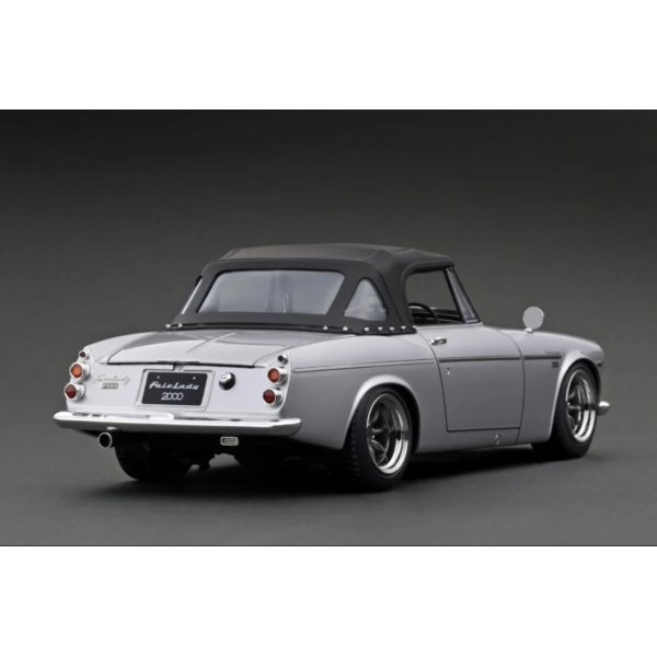 画像2: ignition model 1/18 DATSUN Fairlady 2000 (SR311) Silver (2)