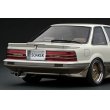 画像4: ignition model 1/18 Toyota Soarer (Z20) 3.0GT-LIMITED White/Gold (4)