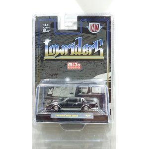 画像: M2 Machines 1/64 1987 Buick Regal Limited Lowrider Black