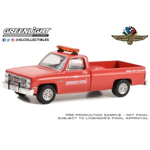 画像: GREEN LiGHT EXCLUSIVE 1/64 1984 GMC Sierra - 68th Annual Indianapolis 500 Mile Race Emergency Vehicle 'GMC Trucks