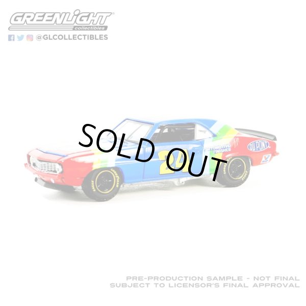 画像1: GREEN LiGHT EXCLUSIVE 1/64 1969 Chevrolet Camaro - Jeff Gordon / Hendrick Motorsports First Win Tribute (1)