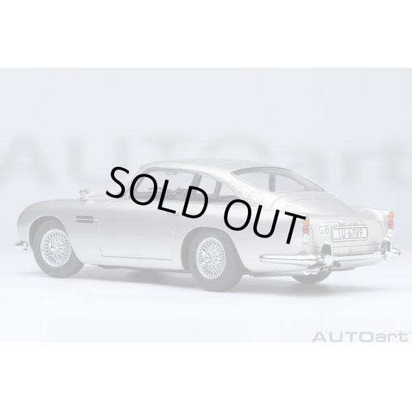 画像2: AUTOart 1/18 Aston Martin DB5 “Goldfinger” Bond Car (Silver) (2)