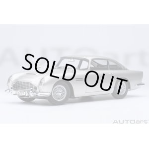 画像: AUTOart 1/18 Aston Martin DB5 “Goldfinger” Bond Car (Silver)