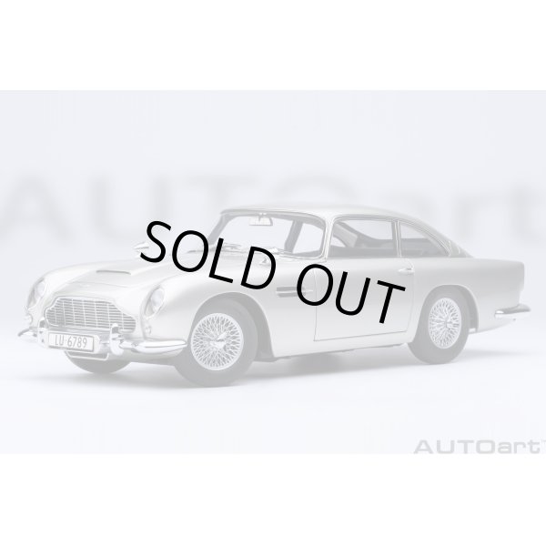 画像1: AUTOart 1/18 Aston Martin DB5 “Goldfinger” Bond Car (Silver) (1)