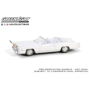 画像: GREEN LiGHT EXCLUSIVE 1/64 1976 Cadillac Eldorado Convertible - White with Bull Horns Hood Ornament