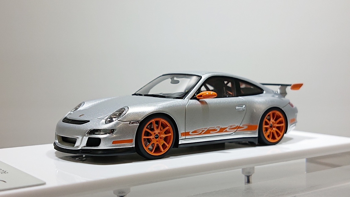 EIDOLON 1/43 Porsche 911 (997) GT3 RS 2007 Arctic Silver / Orange Livery  Limited 50 pcs.