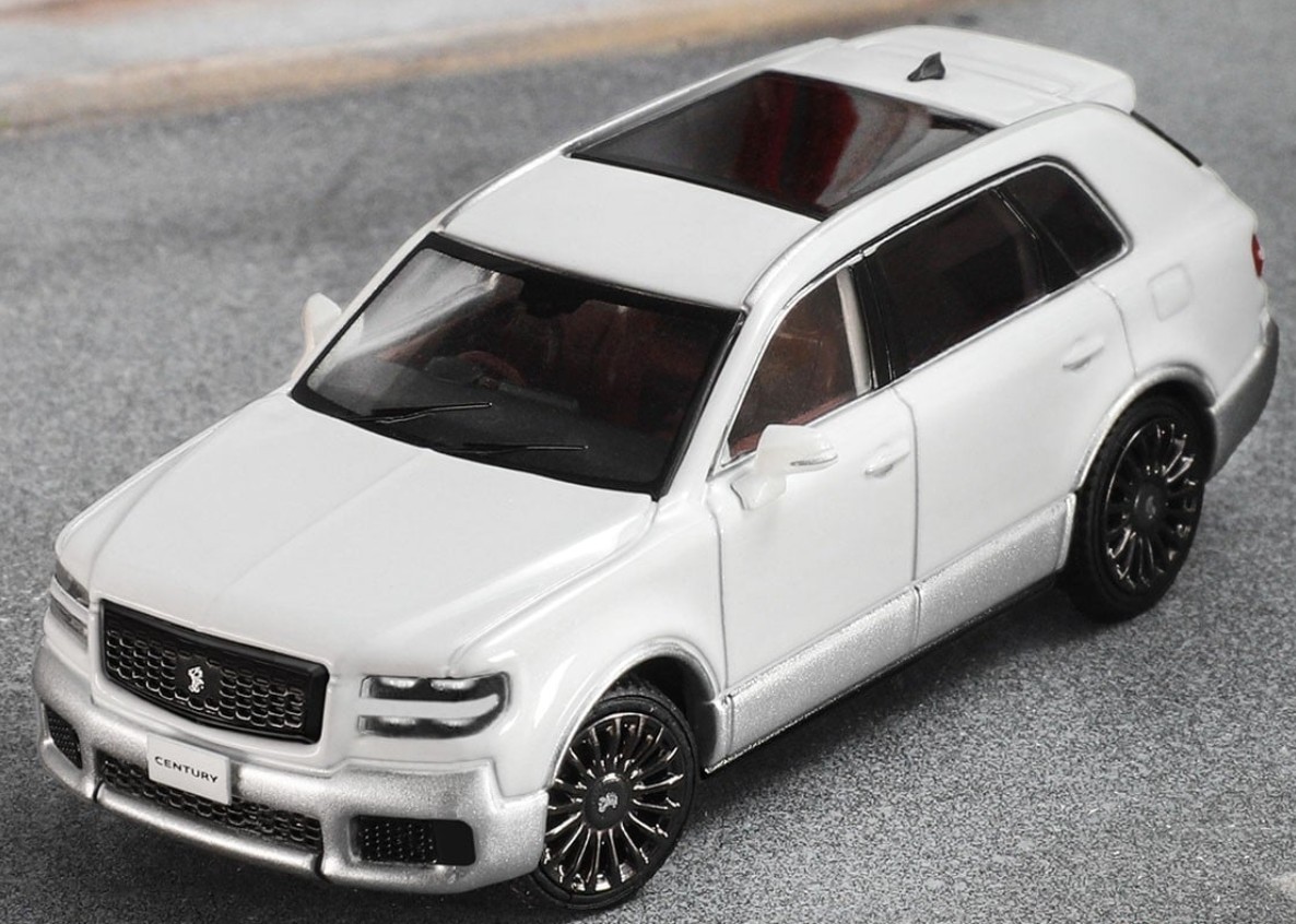 画像1: Gaincorp Products 1/64 Toyota Century (RHD) White/Silver (1)